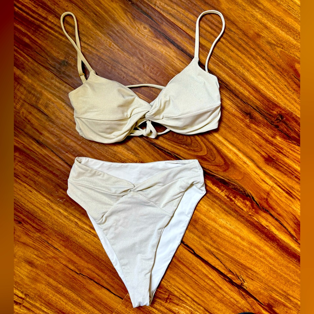 L Space Bikini - Ringo & Nancy Lee S